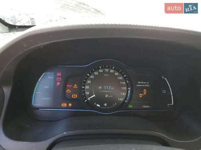 Білий Хендай Ioniq, об'ємом двигуна 1.58 л та пробігом 253 тис. км за 1700 $, фото 8 на Automoto.ua