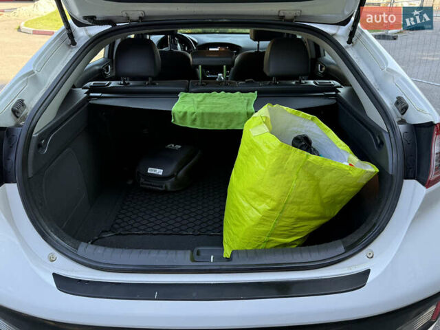 Білий Хендай Ioniq, об'ємом двигуна 0 л та пробігом 77 тис. км за 12799 $, фото 70 на Automoto.ua