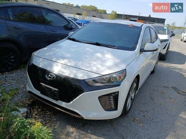 Білий Хендай Ioniq, об'ємом двигуна 0 л та пробігом 200 тис. км за 11500 $, фото 7 на Automoto.ua