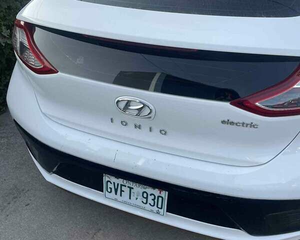 Білий Хендай Ioniq, об'ємом двигуна 0 л та пробігом 200 тис. км за 11500 $, фото 2 на Automoto.ua