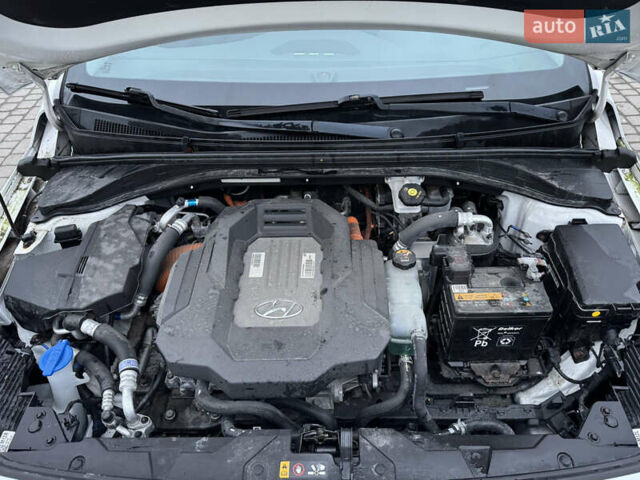 Білий Хендай Ioniq, об'ємом двигуна 0 л та пробігом 102 тис. км за 12200 $, фото 17 на Automoto.ua