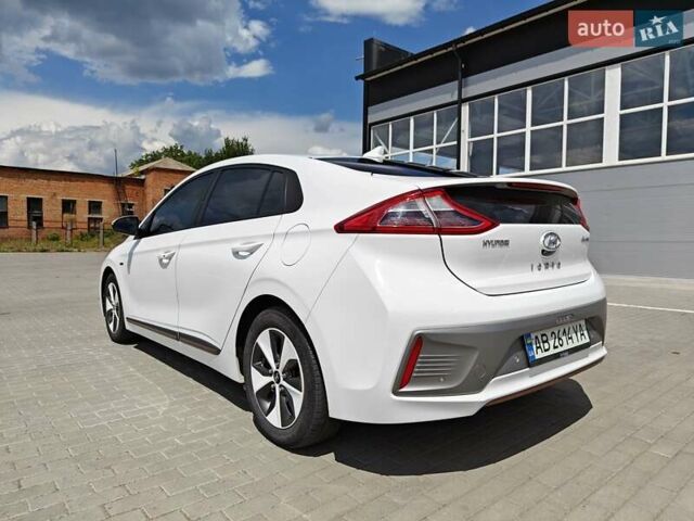 Білий Хендай Ioniq, об'ємом двигуна 0 л та пробігом 163 тис. км за 11500 $, фото 15 на Automoto.ua