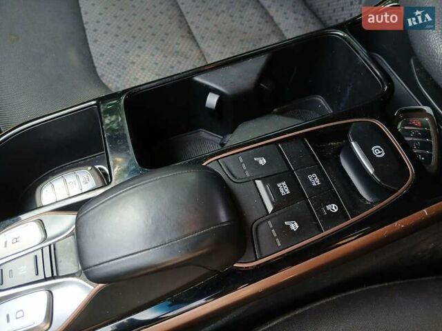 Білий Хендай Ioniq, об'ємом двигуна 0 л та пробігом 200 тис. км за 11500 $, фото 13 на Automoto.ua