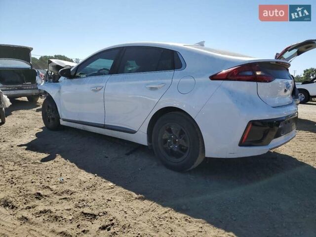 Білий Хендай Ioniq, об'ємом двигуна 1.58 л та пробігом 253 тис. км за 1700 $, фото 2 на Automoto.ua