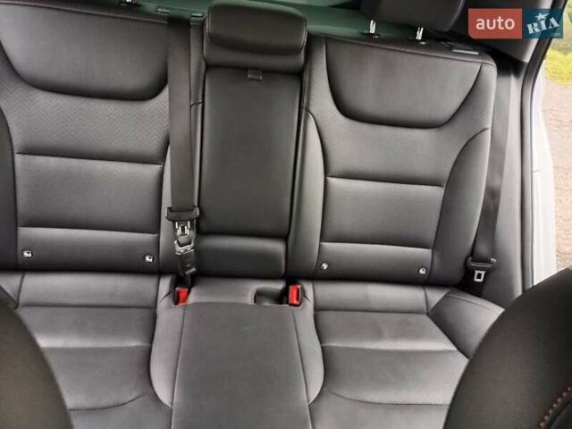 Белый Хендай Ioniq, объемом двигателя 0 л и пробегом 118 тыс. км за 11850 $, фото 30 на Automoto.ua
