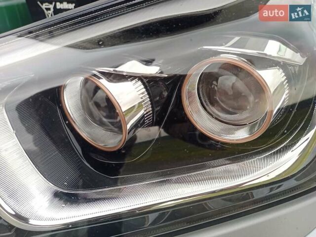 Белый Хендай Ioniq, объемом двигателя 0 л и пробегом 118 тыс. км за 11850 $, фото 49 на Automoto.ua