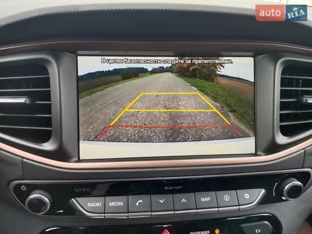 Белый Хендай Ioniq, объемом двигателя 0 л и пробегом 118 тыс. км за 11850 $, фото 73 на Automoto.ua