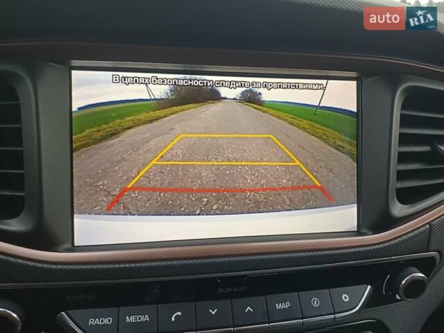 Белый Хендай Ioniq, объемом двигателя 0 л и пробегом 102 тыс. км за 12650 $, фото 39 на Automoto.ua