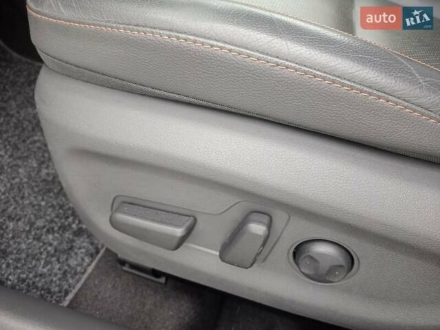 Белый Хендай Ioniq, объемом двигателя 0 л и пробегом 118 тыс. км за 11850 $, фото 19 на Automoto.ua