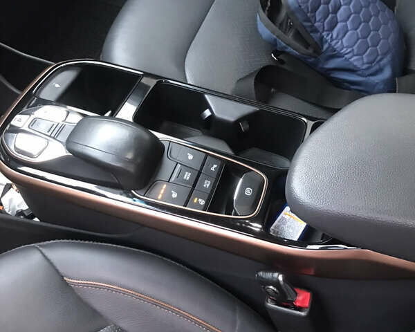 Білий Хендай Ioniq, об'ємом двигуна 0 л та пробігом 124 тис. км за 13500 $, фото 9 на Automoto.ua