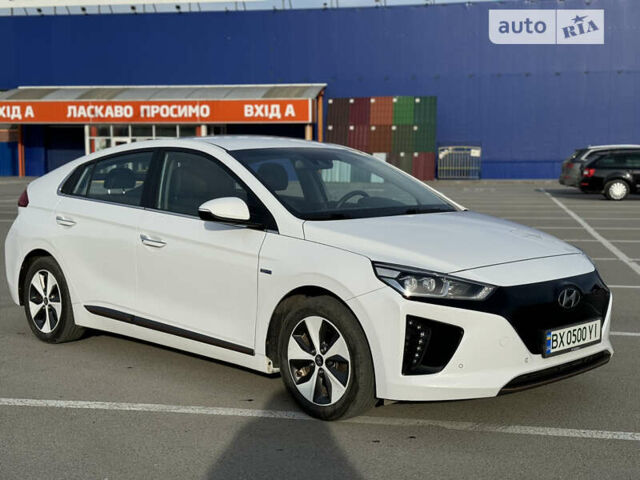 Белый Хендай Ioniq, объемом двигателя 0 л и пробегом 61 тыс. км за 15400 $, фото 31 на Automoto.ua