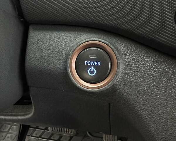 Белый Хендай Ioniq, объемом двигателя 0 л и пробегом 84 тыс. км за 12990 $, фото 27 на Automoto.ua