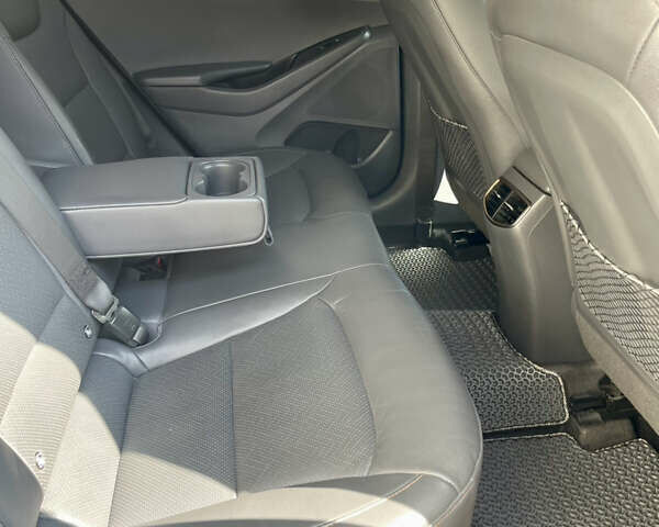 Белый Хендай Ioniq, объемом двигателя 0 л и пробегом 87 тыс. км за 17000 $, фото 23 на Automoto.ua