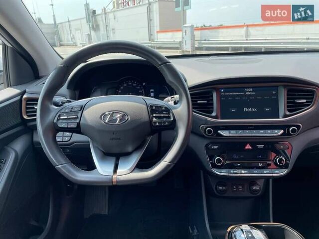 Білий Хендай Ioniq, об'ємом двигуна 0 л та пробігом 158 тис. км за 12700 $, фото 14 на Automoto.ua