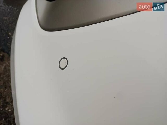 Белый Хендай Ioniq, объемом двигателя 0 л и пробегом 102 тыс. км за 12650 $, фото 42 на Automoto.ua