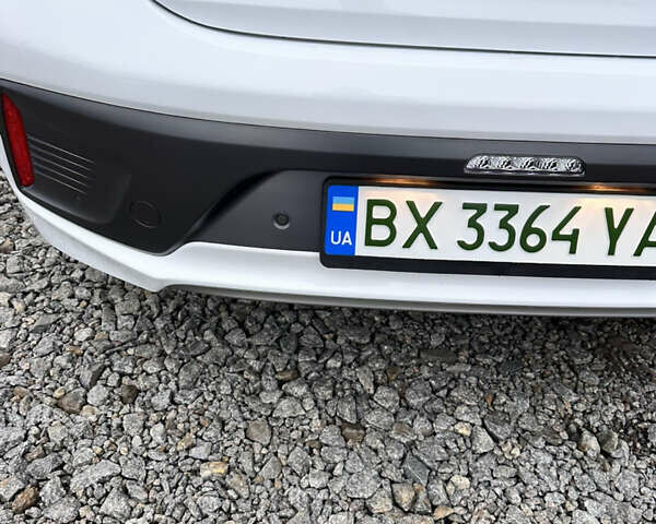 Белый Хендай Ioniq, объемом двигателя 0 л и пробегом 85 тыс. км за 16499 $, фото 13 на Automoto.ua