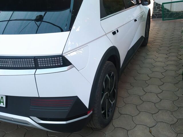 Білий Хендай Ioniq, об'ємом двигуна 0 л та пробігом 57 тис. км за 23999 $, фото 5 на Automoto.ua