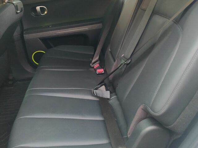 Білий Хендай Ioniq, об'ємом двигуна 0 л та пробігом 57 тис. км за 23999 $, фото 3 на Automoto.ua