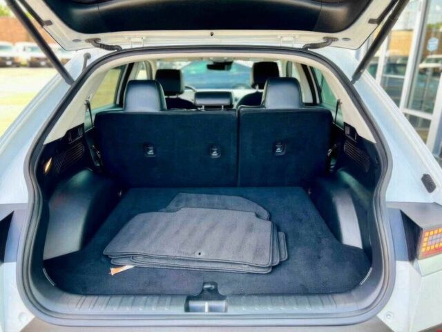 Белый Хендай Ioniq, объемом двигателя 0 л и пробегом 24 тыс. км за 8300 $, фото 12 на Automoto.ua