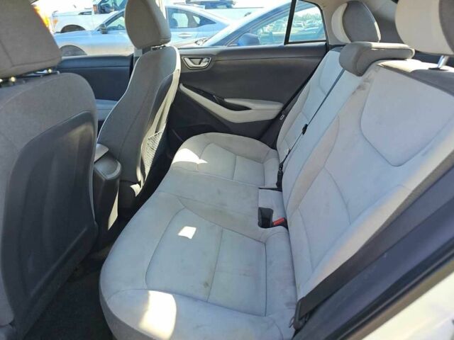 Білий Хендай Ioniq, об'ємом двигуна 0 л та пробігом 38 тис. км за 13900 $, фото 10 на Automoto.ua