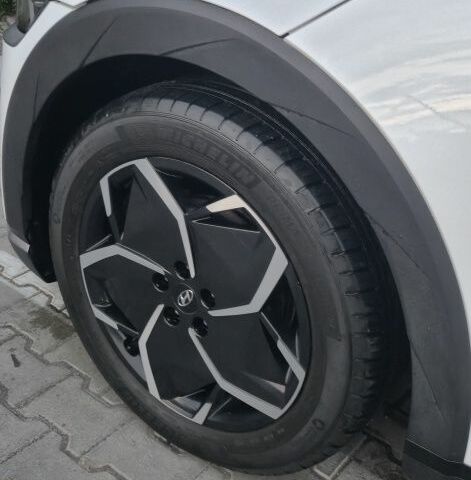 Белый Хендай Ioniq, объемом двигателя 0 л и пробегом 62 тыс. км за 24500 $, фото 19 на Automoto.ua