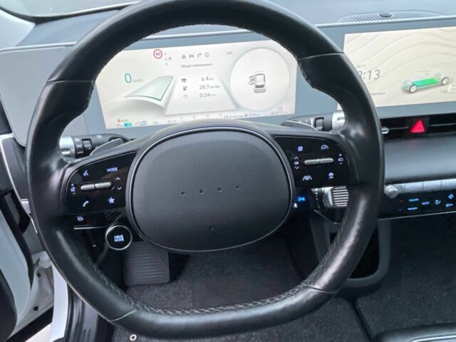 Белый Хендай Ioniq, объемом двигателя 0 л и пробегом 82 тыс. км за 22902 $, фото 15 на Automoto.ua