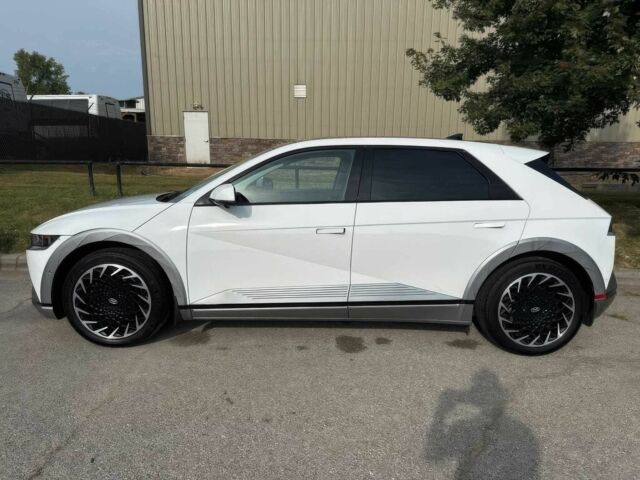 Білий Хендай Ioniq, об'ємом двигуна 0 л та пробігом 23 тис. км за 16000 $, фото 2 на Automoto.ua