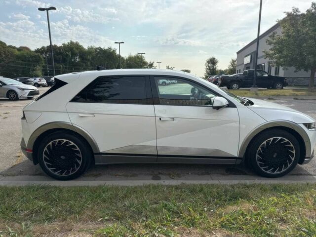 Білий Хендай Ioniq, об'ємом двигуна 0 л та пробігом 23 тис. км за 16000 $, фото 6 на Automoto.ua