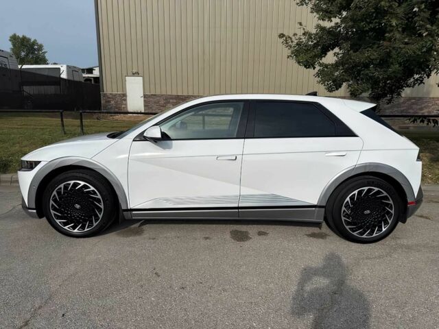 Білий Хендай Ioniq, об'ємом двигуна 0 л та пробігом 29 тис. км за 17600 $, фото 2 на Automoto.ua