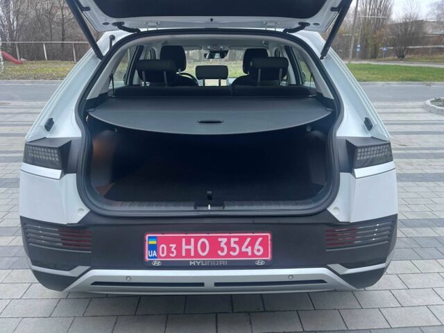Белый Хендай Ioniq, объемом двигателя 0 л и пробегом 82 тыс. км за 22902 $, фото 7 на Automoto.ua