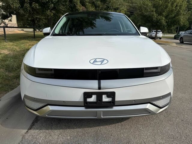 Білий Хендай Ioniq, об'ємом двигуна 0 л та пробігом 29 тис. км за 17600 $, фото 1 на Automoto.ua