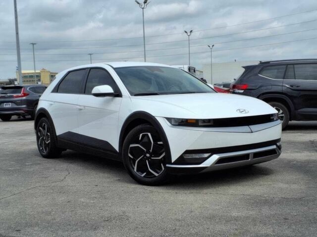 Білий Хендай Ioniq, об'ємом двигуна 0 л та пробігом 5 тис. км за 21800 $, фото 1 на Automoto.ua