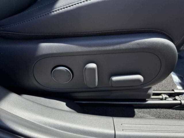 Белый Хендай Ioniq, объемом двигателя 0 л и пробегом 5 тыс. км за 13600 $, фото 10 на Automoto.ua