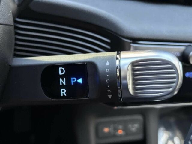 Белый Хендай Ioniq, объемом двигателя 0 л и пробегом 5 тыс. км за 13600 $, фото 9 на Automoto.ua