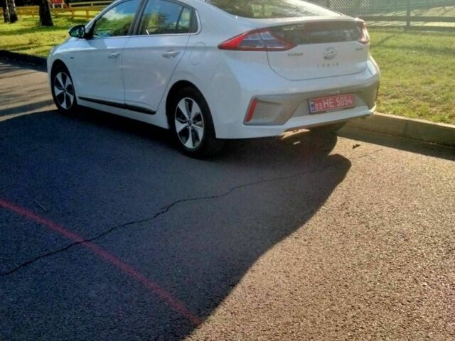Хендай Ioniq 2018 в Маневичах на Automoto.ua Белый Хендай Ioniq, объемом двигателя 0 л и пробегом 148 тыс. км за 13200 $, фото 13 на Automoto.ua
