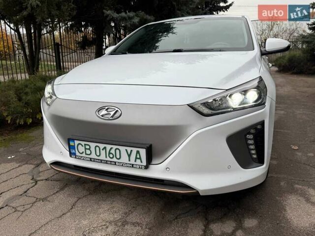Білий Хендай Ioniq, об'ємом двигуна 0 л та пробігом 89 тис. км за 16500 $, фото 2 на Automoto.ua