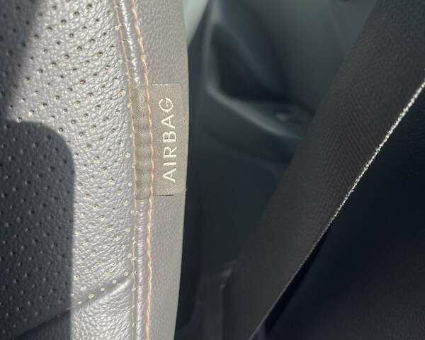 Белый Хендай Ioniq, объемом двигателя 0 л и пробегом 124 тыс. км за 15000 $, фото 25 на Automoto.ua