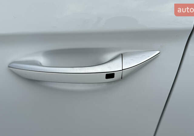 Белый Хендай Ioniq, объемом двигателя 0 л и пробегом 130 тыс. км за 15500 $, фото 24 на Automoto.ua