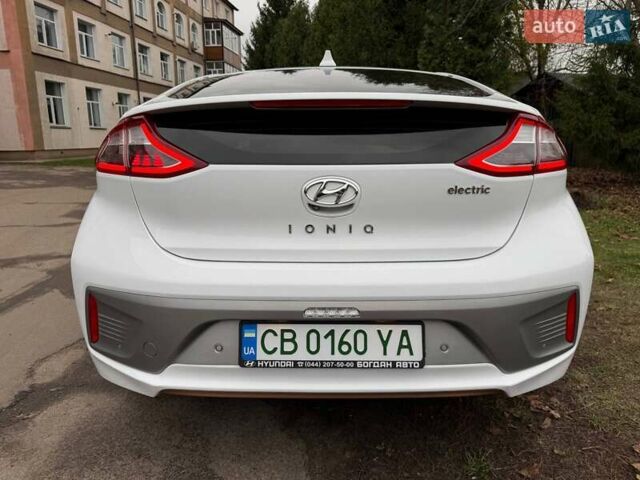 Білий Хендай Ioniq, об'ємом двигуна 0 л та пробігом 89 тис. км за 16500 $, фото 21 на Automoto.ua