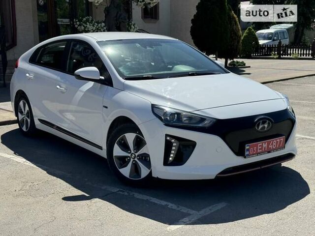 Білий Хендай Ioniq, об'ємом двигуна 0 л та пробігом 79 тис. км за 13370 $, фото 18 на Automoto.ua