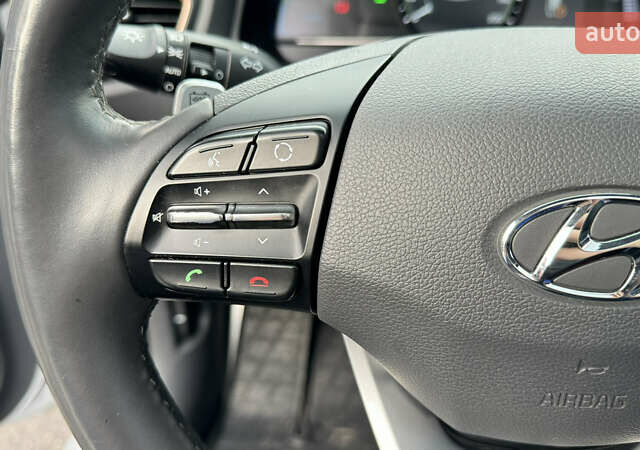 Белый Хендай Ioniq, объемом двигателя 0 л и пробегом 130 тыс. км за 15500 $, фото 21 на Automoto.ua