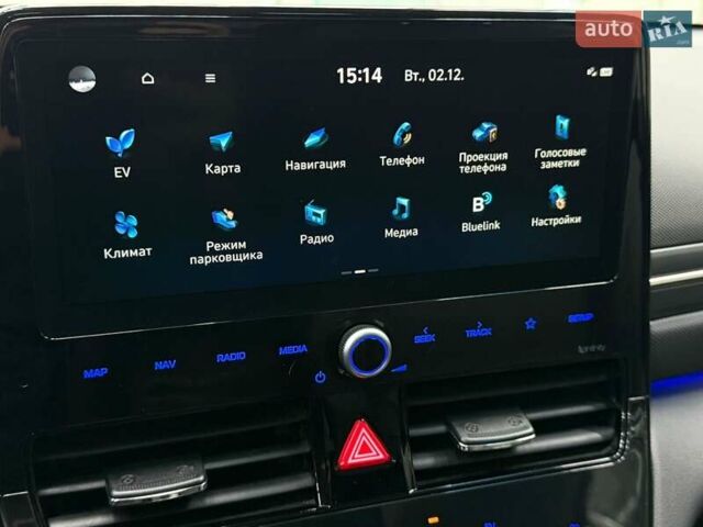 Белый Хендай Ioniq, объемом двигателя 0 л и пробегом 117 тыс. км за 16879 $, фото 24 на Automoto.ua