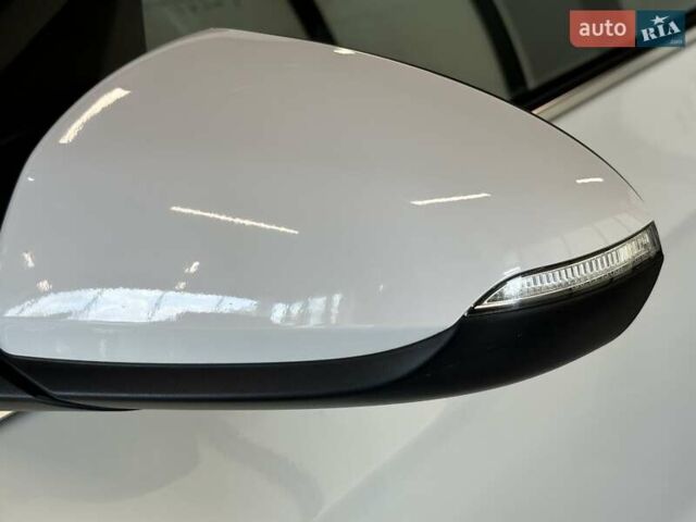 Білий Хендай Ioniq, об'ємом двигуна 1.58 л та пробігом 157 тис. км за 19990 $, фото 19 на Automoto.ua