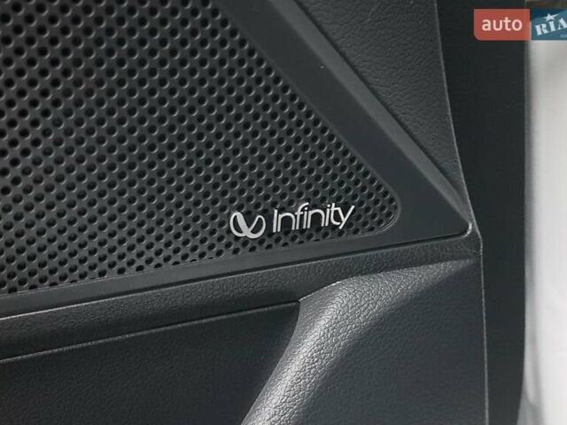 Белый Хендай Ioniq, объемом двигателя 0 л и пробегом 148 тыс. км за 15799 $, фото 20 на Automoto.ua