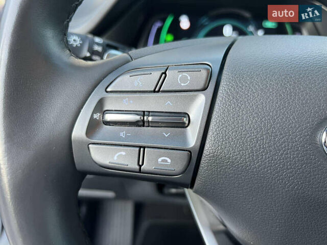 Білий Хендай Ioniq, об'ємом двигуна 0 л та пробігом 130 тис. км за 14799 $, фото 37 на Automoto.ua