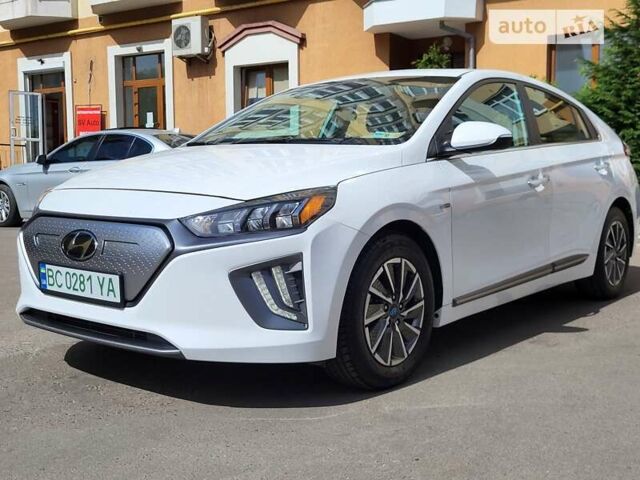 Білий Хендай Ioniq, об'ємом двигуна 0 л та пробігом 19 тис. км за 18800 $, фото 2 на Automoto.ua