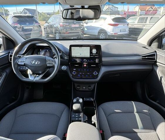 Белый Хендай Ioniq, объемом двигателя 0 л и пробегом 131 тыс. км за 16200 $, фото 15 на Automoto.ua