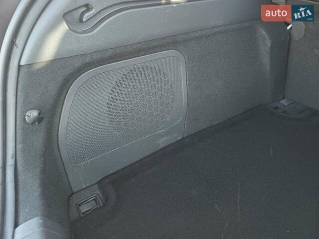 Белый Хендай Ioniq, объемом двигателя 1.58 л и пробегом 123 тыс. км за 19300 $, фото 15 на Automoto.ua