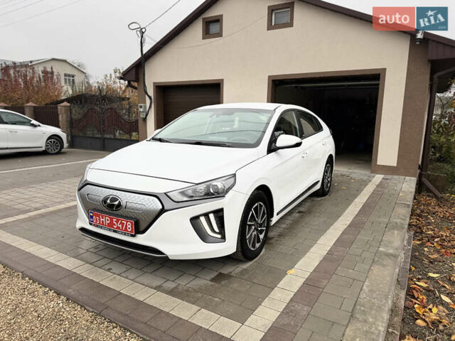 Білий Хендай Ioniq, об'ємом двигуна 0 л та пробігом 83 тис. км за 15264 $, фото 1 на Automoto.ua