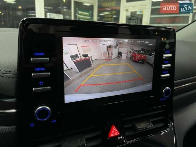 Белый Хендай Ioniq, объемом двигателя 0 л и пробегом 82 тыс. км за 16490 $, фото 34 на Automoto.ua